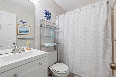 Welcome to this beautifully updated, 2-bedroom, 2-bath end-unit - photo 27