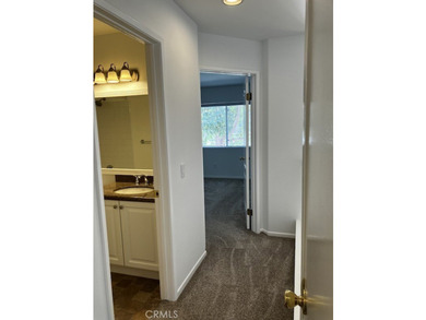Location, location, location! This Palmilla townhome has it! - photo 28