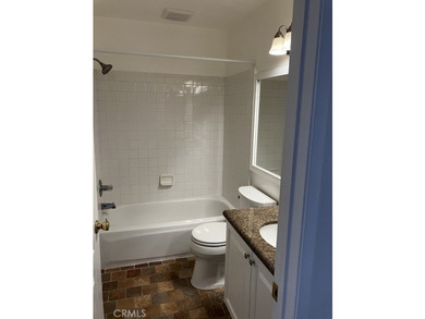 Location, location, location! This Palmilla townhome has it! - photo 34
