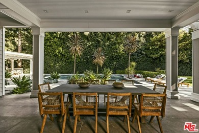Located in Brentwood's prestigious Grove Estates, this nearly 14 - photo 35