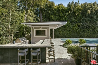 Located in Brentwood's prestigious Grove Estates, this nearly 14 - photo 41