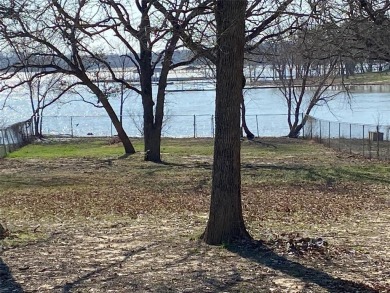 Lake Home For Sale in Quinlan, Texas