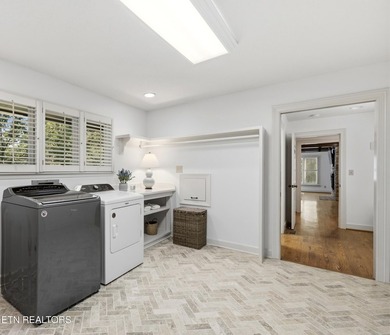 A Riverbend gem! This relaxed and inviting home sits on two lots - photo 11