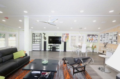 Stunning Key West-Inspired Gem in Sarasota's Premier 55+ Resort - photo 13