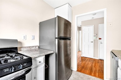 Here is your chance to own a well maintained 1 bedroom apartment - photo 16
