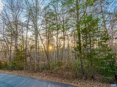 Lake Monticello Lot For Sale in Palmyra Virginia