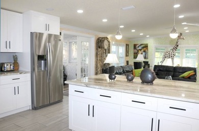 Stunning Key West-Inspired Gem in Sarasota's Premier 55+ Resort - photo 26