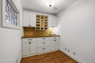 A Riverbend gem! This relaxed and inviting home sits on two lots - photo 30