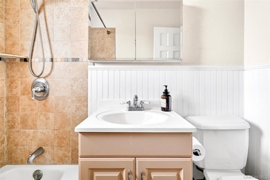Here is your chance to own a well maintained 1 bedroom apartment - photo 30