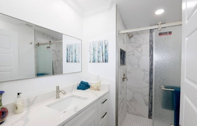 Stunning Key West-Inspired Gem in Sarasota's Premier 55+ Resort - photo 30