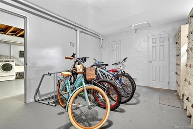 Here is your chance to own a well maintained 1 bedroom apartment - photo 35