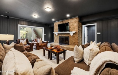 A Riverbend gem! This relaxed and inviting home sits on two lots - photo 36
