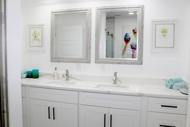 Stunning Key West-Inspired Gem in Sarasota's Premier 55+ Resort - photo 49
