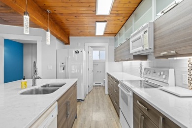 Lakeshore life meets incredible value in this turnkey townhome - photo 12