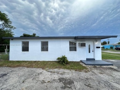 Clear Lake - Palm Beach County Home For Sale in West Palm Beach Florida