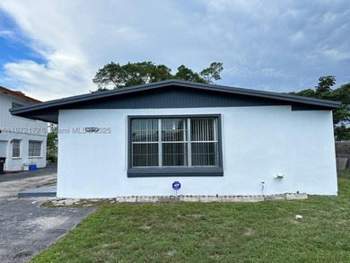 Location, location, location! Spectacular opportunity to own - photo 2