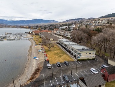 Lakeshore life meets incredible value in this turnkey townhome - photo 44