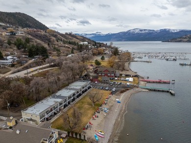 Lakeshore life meets incredible value in this turnkey townhome - photo 45