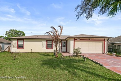 BACK ON MARKET! NEW A/C, WATER HEATER! NEW ELECTRICAL PANEL! - photo 2