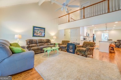 Turtle Cove Spacious 5BR Lake Home with Dock, Boat Ramp, flat lot - photo 15
