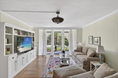 Lives like a house! 3BR/3BA 2400sqft condominium. Glass sliders - photo 15