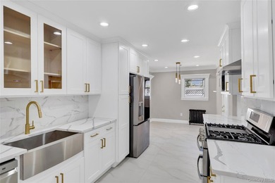 Welcome to This Stunning Colonial in Prime Freeport! Don't miss - photo 16