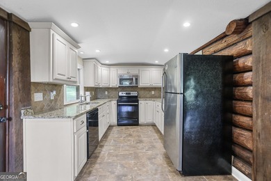 Looking for a place to roam and call home? This charming 3/3 - photo 32
