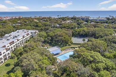 Lives like a house! 3BR/3BA 2400sqft condominium. Glass sliders - photo 35