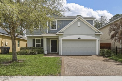 Built in 2019, this beautifully maintained 3 bedroom, 2.5 bath - photo 3