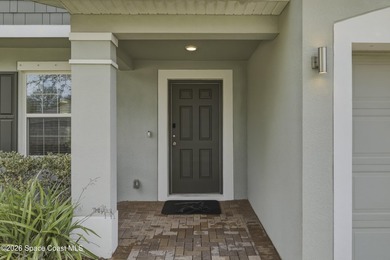 Built in 2019, this beautifully maintained 3 bedroom, 2.5 bath - photo 4