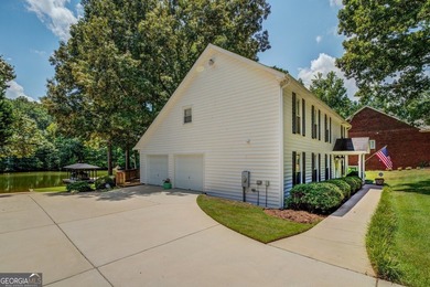 Turtle Cove Spacious 5BR Lake Home with Dock, Boat Ramp, flat lot - photo 51