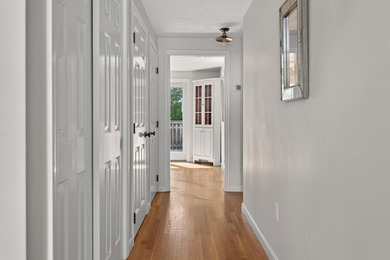 Welcome to 46 Colonial Village, a beautifully maintained 2BR - photo 4