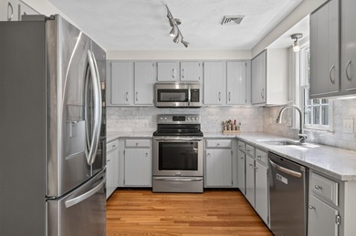 Welcome to 46 Colonial Village, a beautifully maintained 2BR - photo 9