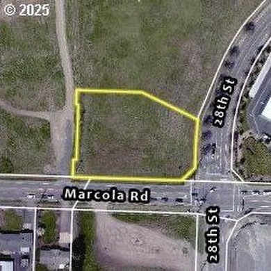 McKenzie River  Lot For Sale in Springfield Oregon