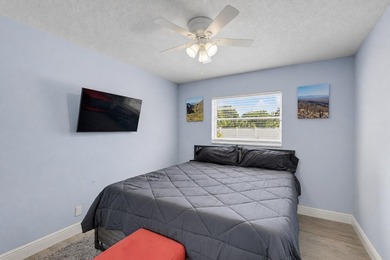 Welcome home to this charming three bedroom, two bathroom single - photo 19