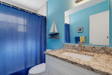 Welcome home to this charming three bedroom, two bathroom single - photo 21