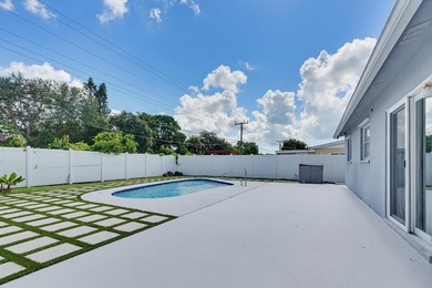 Welcome home to this charming three bedroom, two bathroom single - photo 24