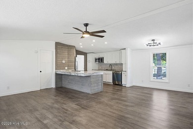 Completely renovated and packed with personality, 108 N Queens - photo 5