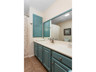 Welcome home to this stunning lakefront retreat! Situated on 4 - photo 28