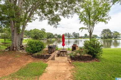 Welcome home to this stunning lakefront retreat! Situated on 4 - photo 41