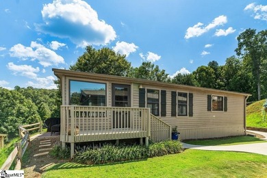 Lake Keowee Home For Sale in West Union South Carolina