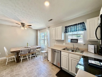 Gorgeous, income-producing lake front home in desired Chesnut - photo 12