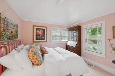 This Southampton Village Cape cod cottage encapsulates the - photo 16