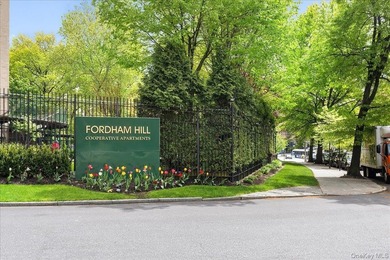 A Hidden Gem in Fordham Hill Oval - Spacious 2BR with Stunning - photo 16
