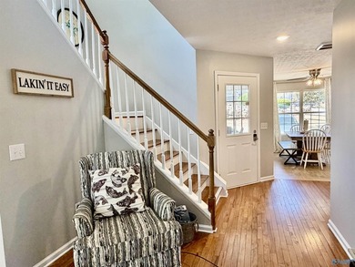 Gorgeous, income-producing lake front home in desired Chesnut - photo 17
