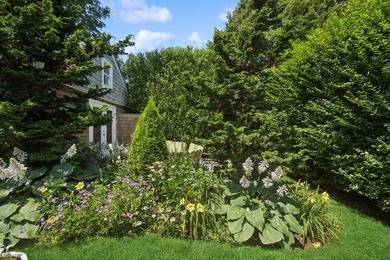 This Southampton Village Cape cod cottage encapsulates the - photo 31