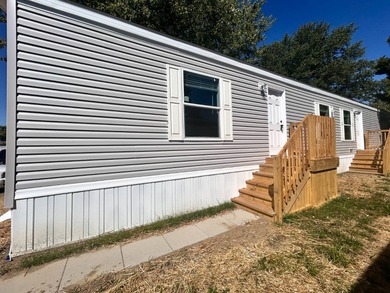 (private lake, pond, creek) Home For Sale in Westerville Ohio