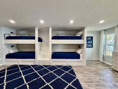 Gorgeous, income-producing lake front home in desired Chesnut - photo 32