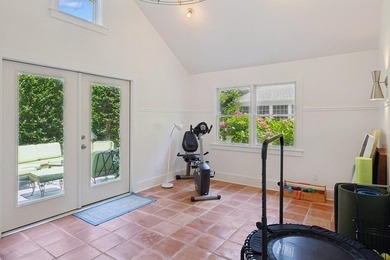 This Southampton Village Cape cod cottage encapsulates the - photo 33