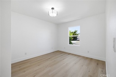 1098 E Ridgewood - photo 33